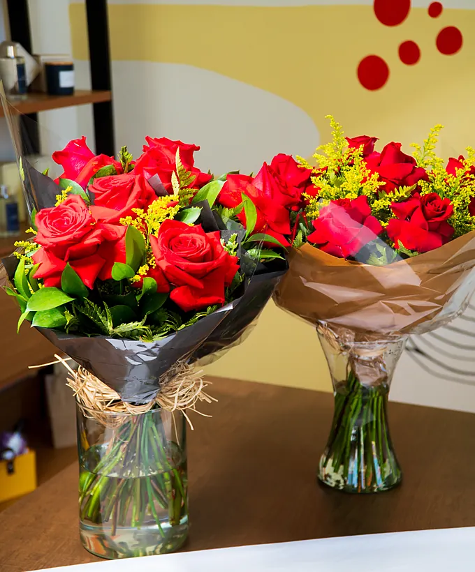 Buquê de rosas vermelhas para amor e romance
